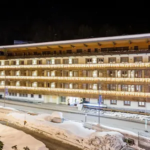 Radisson Residences Savoia Palace Апарт-отель