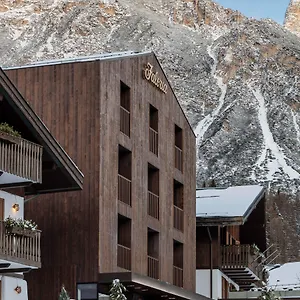 Faloria Mountain Spa Hotel