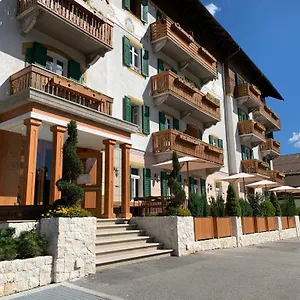 Serena Cortina Hotell