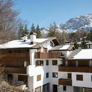 Franchetti - Stayincortina Appartamento