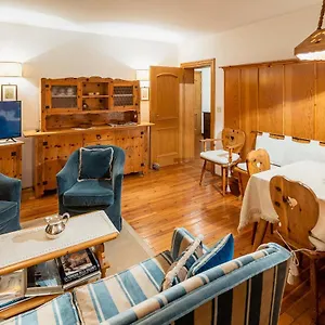 Apartment Radiosa - Stayincortina, Cortina d'Ampezzo